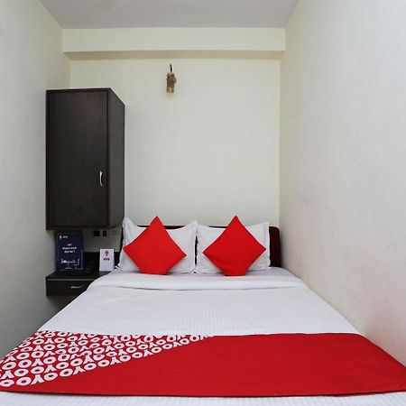 Oyo 13906 Vinita Inn Santragachi Luaran gambar